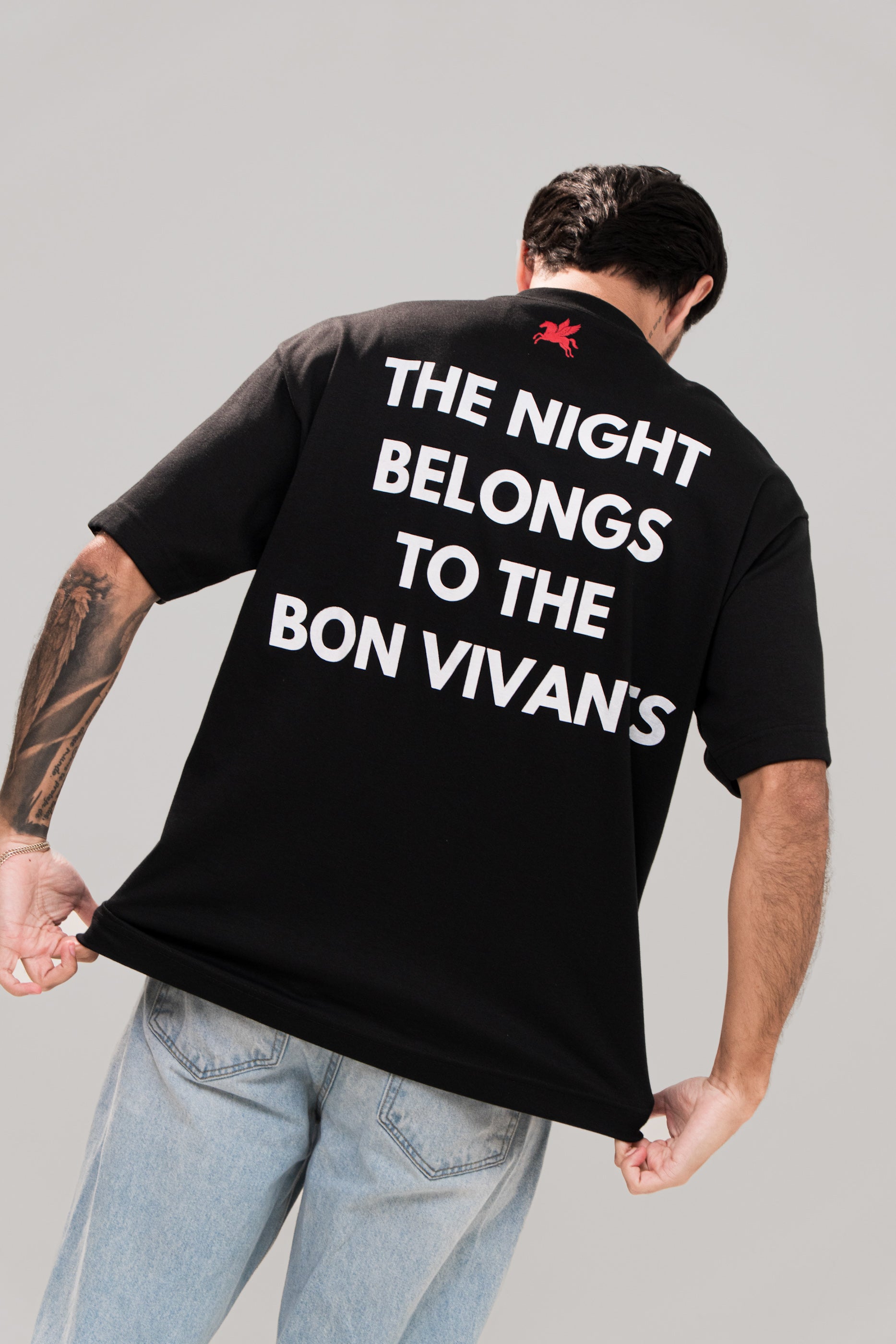 THE NIGHT BELONGS TO THE BON VIVANTS