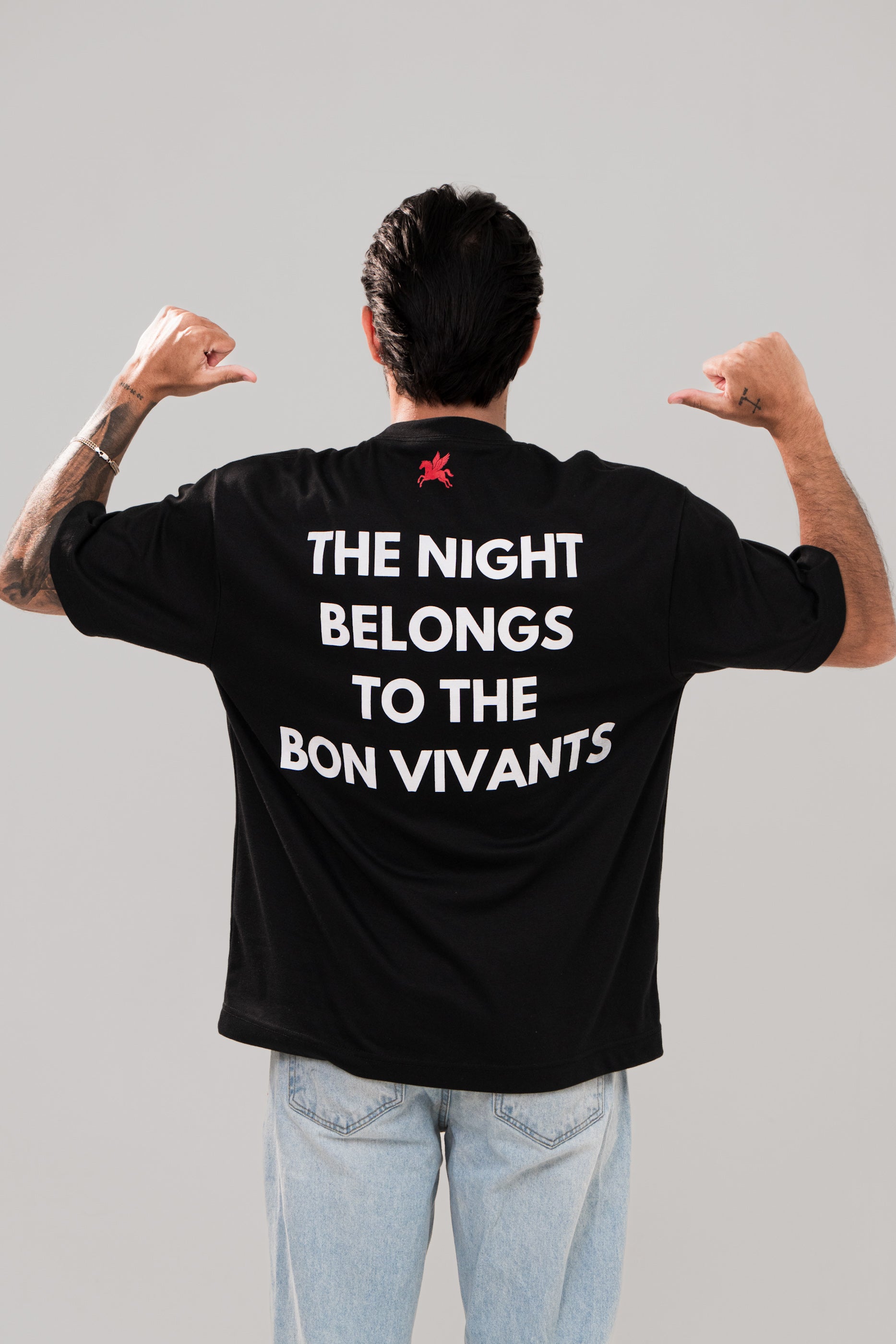 THE NIGHT BELONGS TO THE BON VIVANTS